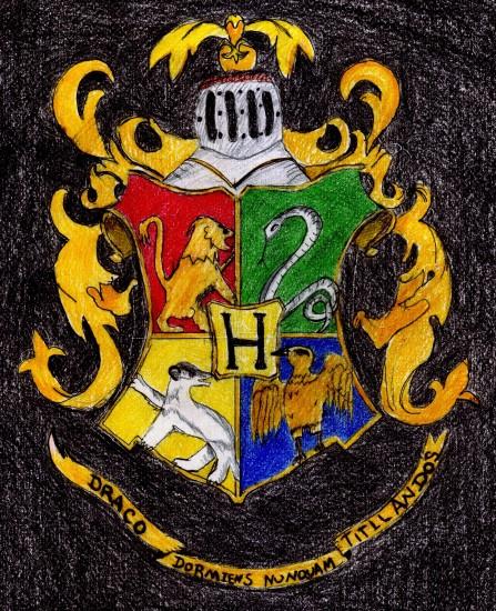 Harry Potter Hogwarts Crest Wallpaper Hogwarts crest by dar1989