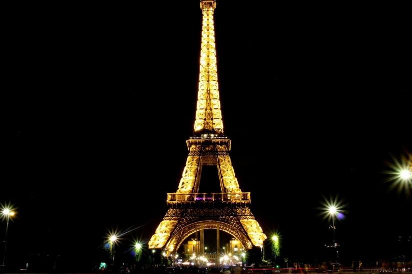 Night View of Eiffel tower Paris