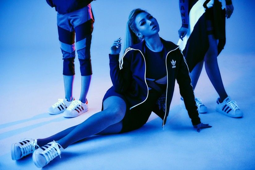 ... Adidas 2NE1 - 2-15 Campaign 3 ...