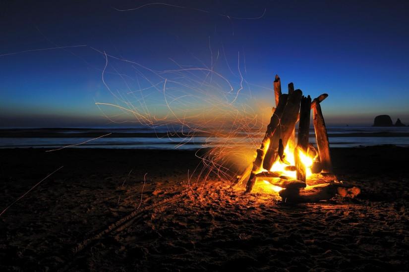 Fire Beach Night Timelapse Sparks Camp Camping wallpaper