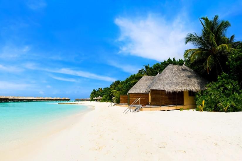 Beach bungalows on the tropical island wallpaper - Beach Wallpapers