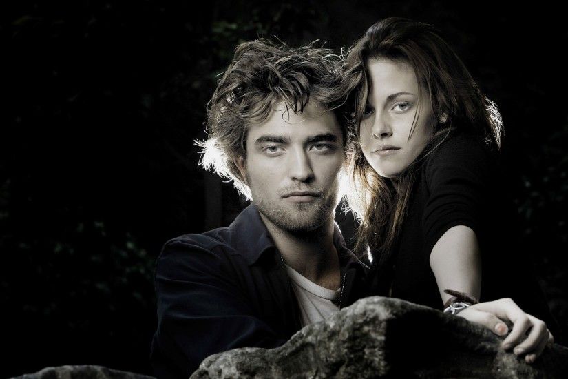 Kristen Stewart And Robert Pattinson In Twilight