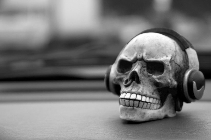 Dark - Skull Dark Headphones Black & White Wallpaper