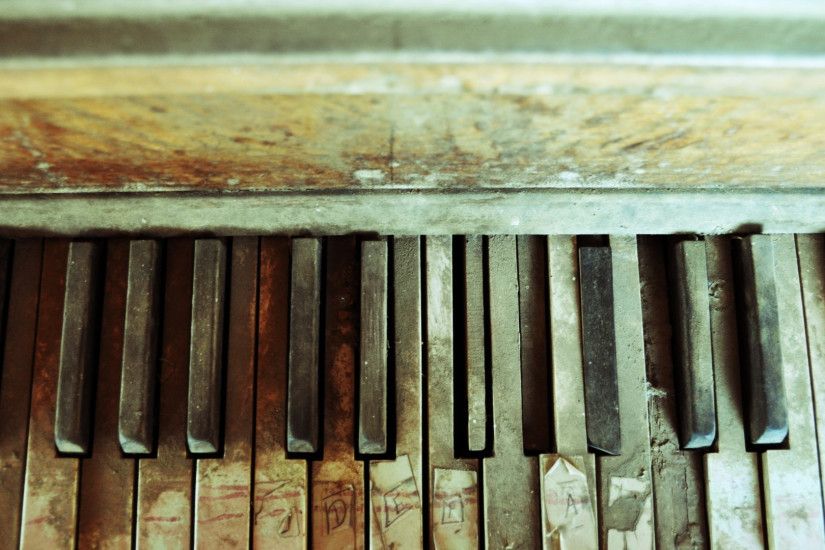 Old piano keys wallpaper 1920x1080 jpg