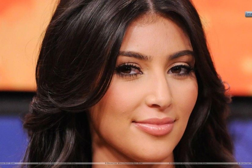 You are viewing wallpaper titled "Kim Kardashian ...