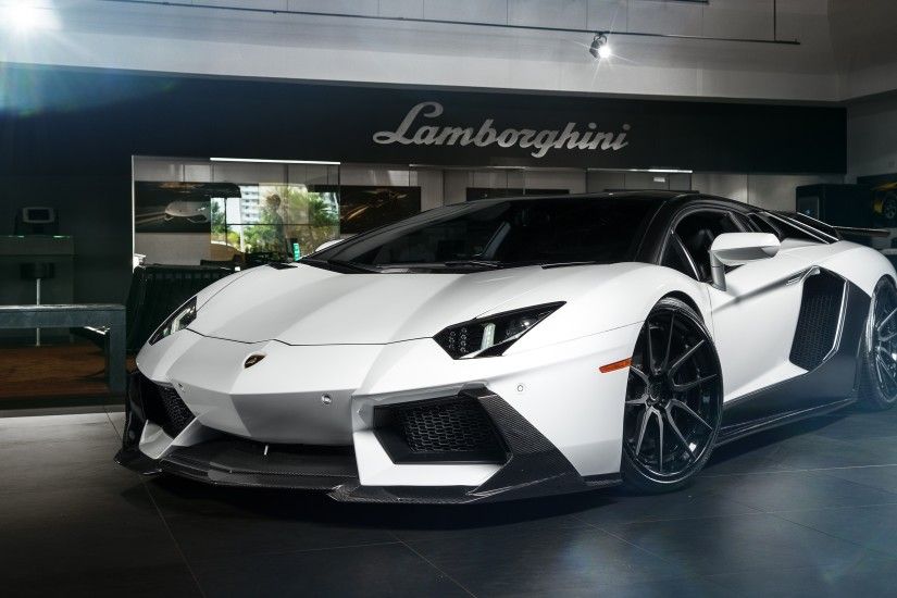 Vehicles - Lamborghini Aventador Lamborghini Wallpaper