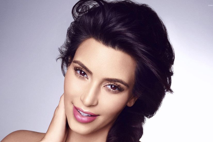 Kim Kardashian [7] wallpaper