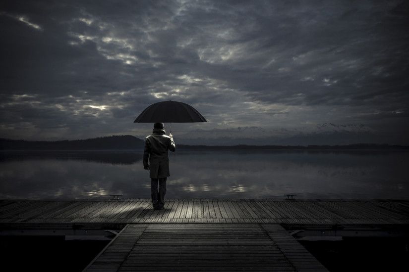 Alone man With Umbrella (1280x1024 Resolution)