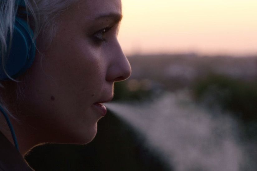 Vaping Gets Some Love in New Netflix Original Series .
