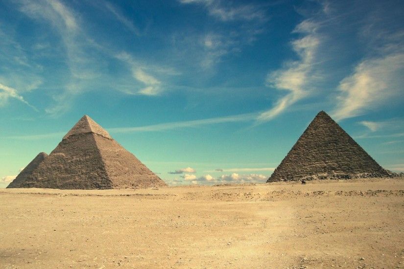 Beautiful The Egyption Pyramids Wallpaper