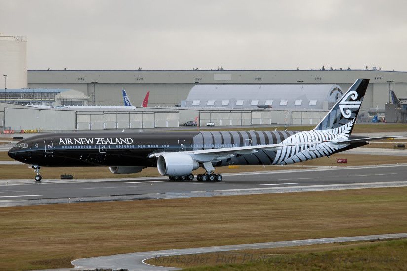 Air New Zealand Boeing 777-300ER (ZK-OKQ) taxiing at Paine Field