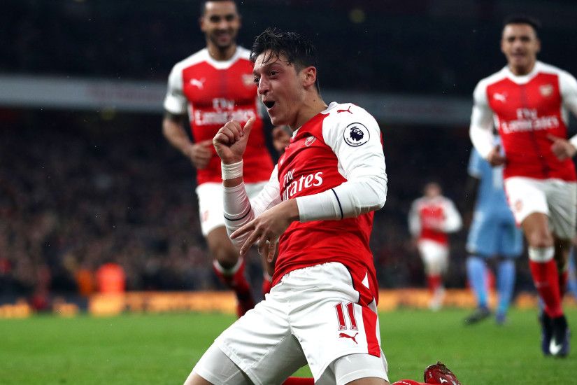 Where could Arsenal's Mesut Ozil and Alexis Sanchez go? The Sunday  Supplement panel discuss