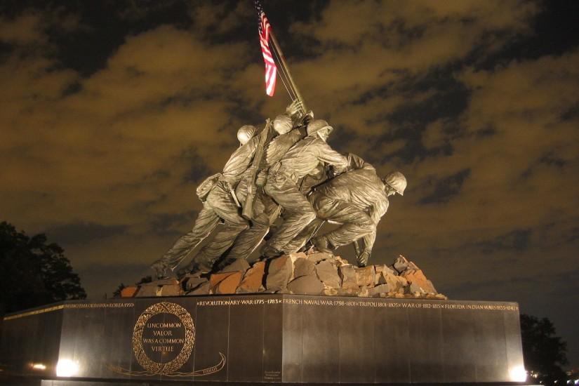 File:USMC War Memorial Night.jpg - Wikimedia Commons