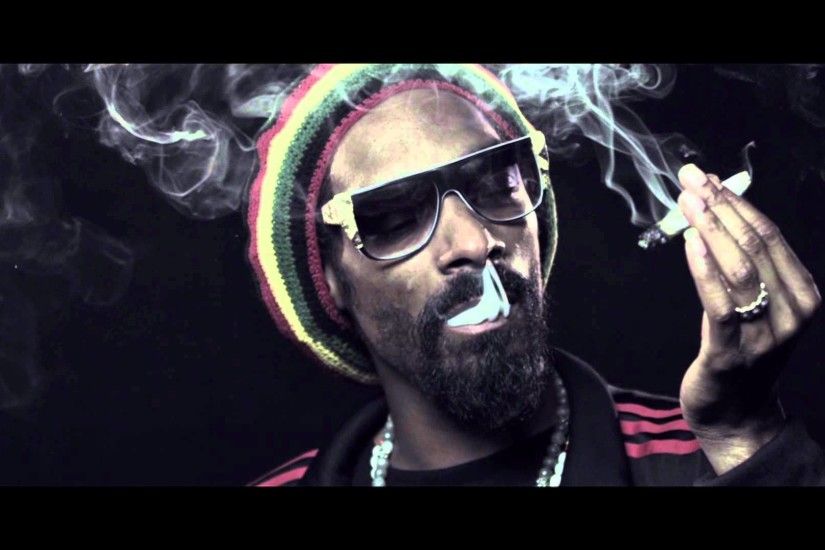 Snoop Dogg & Wiz Khalifa "French Inhale"