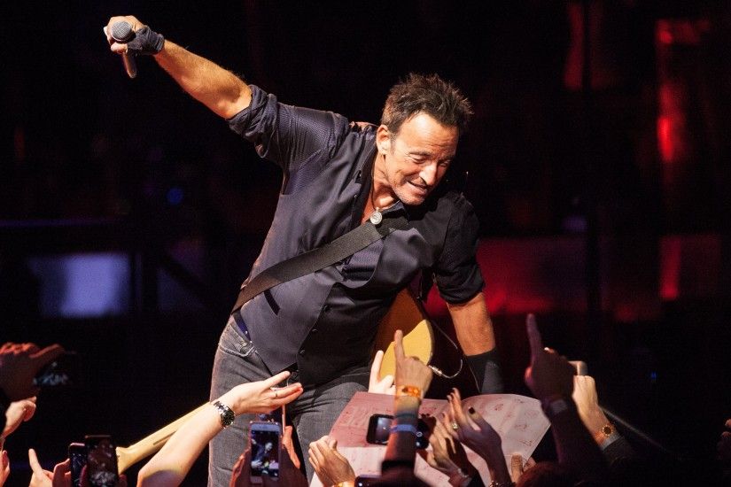 Bruce Springsteen Wallpapers Images Photos Pictures