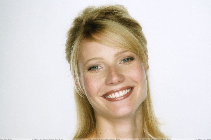 You are viewing wallpaper titled "Gwyneth Paltrow Glossy Lips At Robert  Fleischauer ...