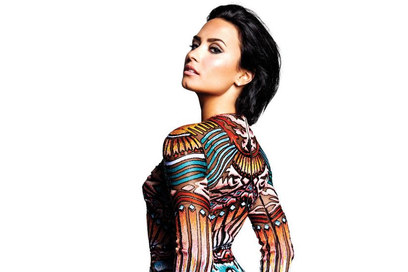 Demi Lovato Confident 2015