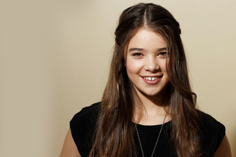 Hailee Steinfeld Pictures