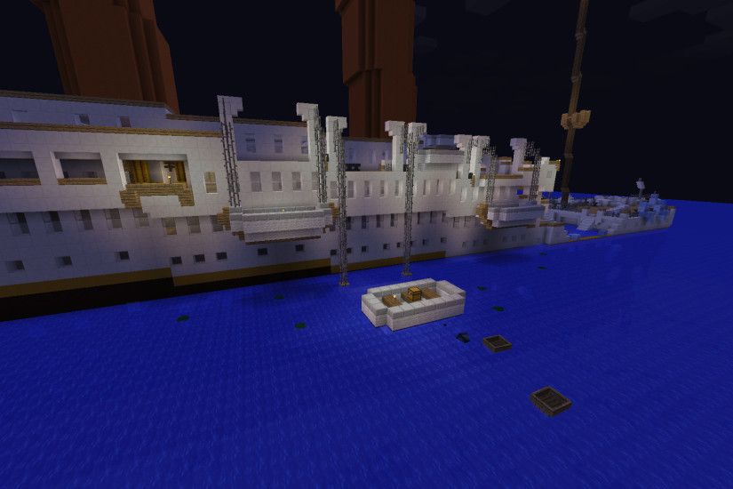Titanic Survival - played by CaptainSparklez [1:1 scale Titanic, most  accurate build, sinking Titanic, iceberg and more!]