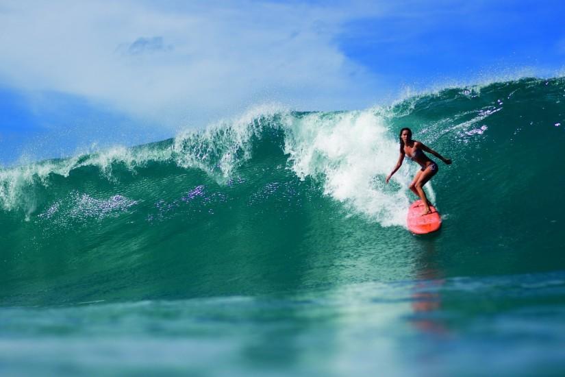 Wallpaper: Surfing Pic