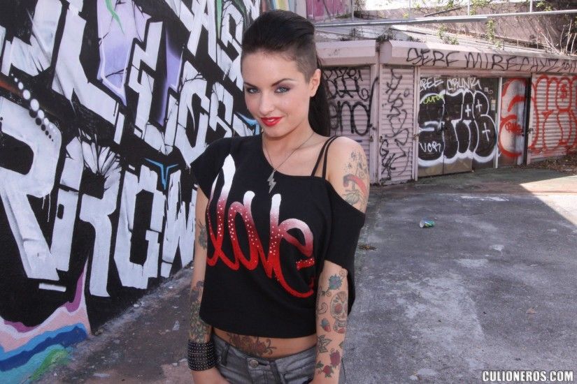 Christy Mack HD Wallpapers & Biography Pictures at http://www.hdwallcloud.