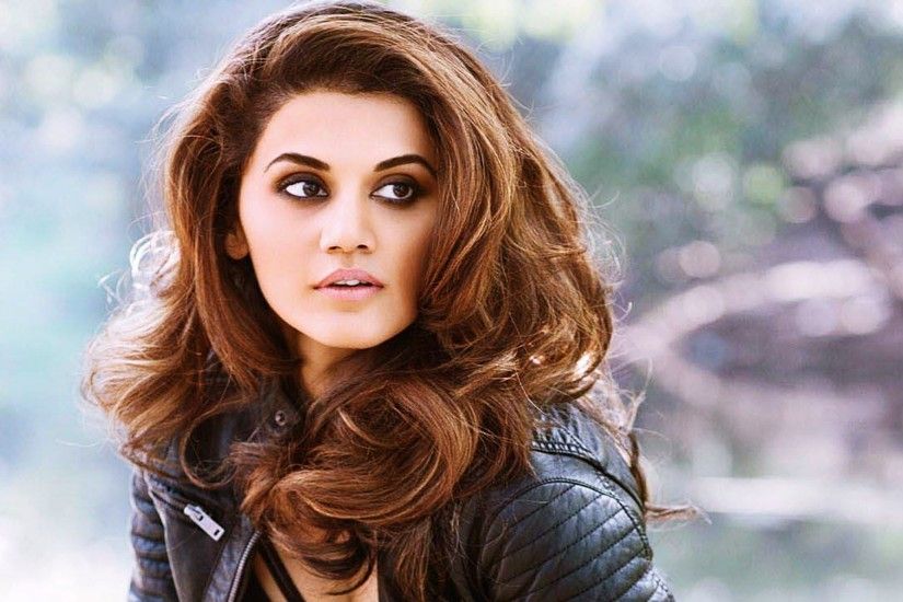 Taapsee Pannu HD Photos Pics Images Wallpaper AllCelebrities