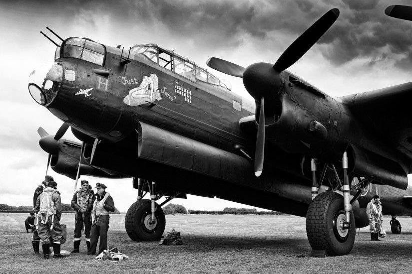 Avro Lancaster and Crew Wallpaper Mural