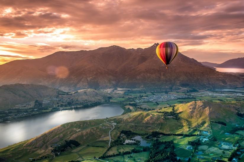 Beautiful Scenery From Top View Gondola In The Evening, <b>Queenstown</