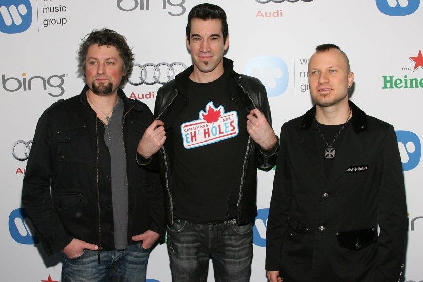 Images For > Theory Of A Deadman