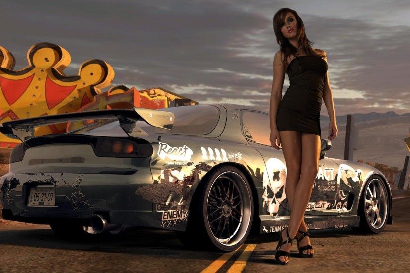 A girl stands at the car Mazda RX-7