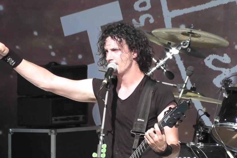 Gojira LIVE Flying Whales - Athens, Greece - 2011-06-17
