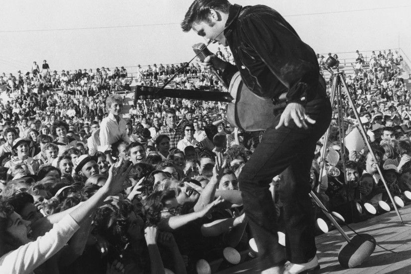 Elvis Presley Concert Wallpaper
