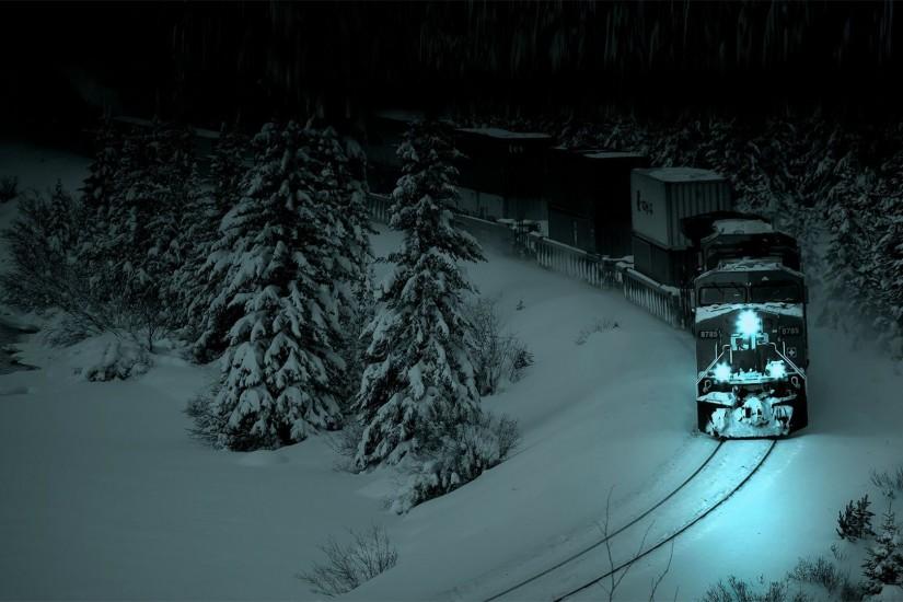 Train in the winter night wallpaper