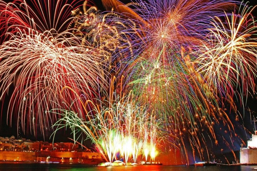 Grand_Fireworks_Celebrations_Wallpaper