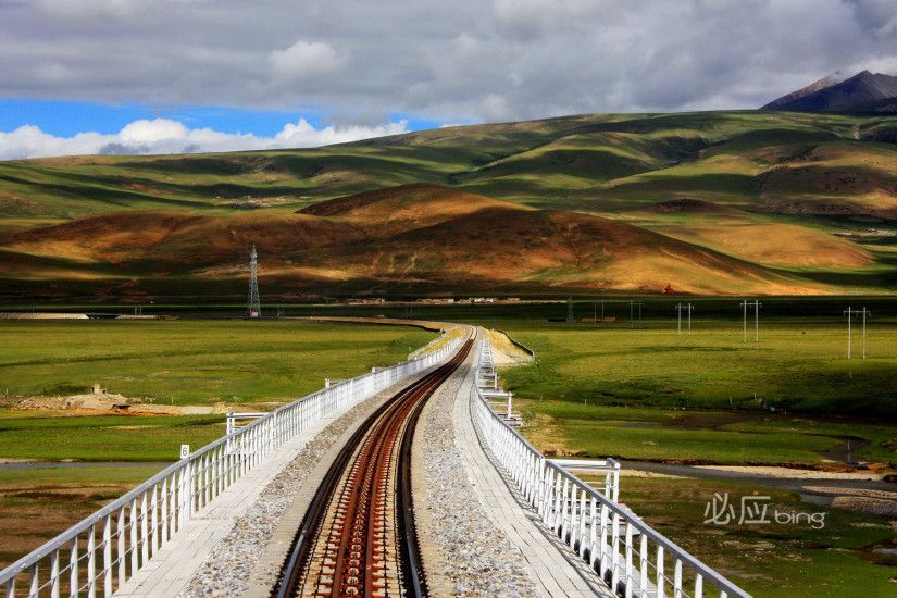 (The scenery of Qinghai-Tibetan Railway)