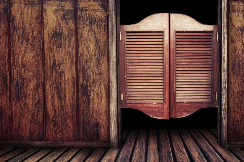 Wooden Door to Old Western Bar | Photo and Desktop Wallpaper
