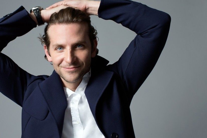 Bradley Cooper with both hands on his head wallpaper