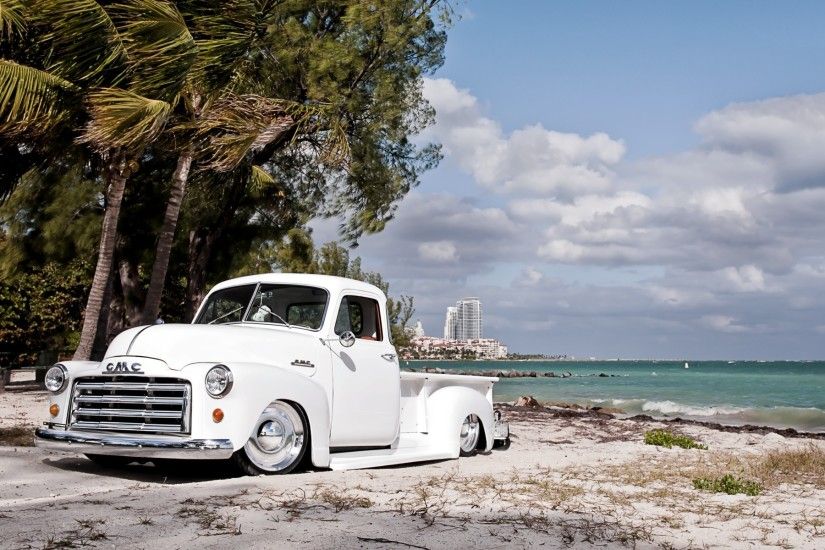 Vehicles - Lowrider Gmc Truck Classic Car Beach Wallpaper