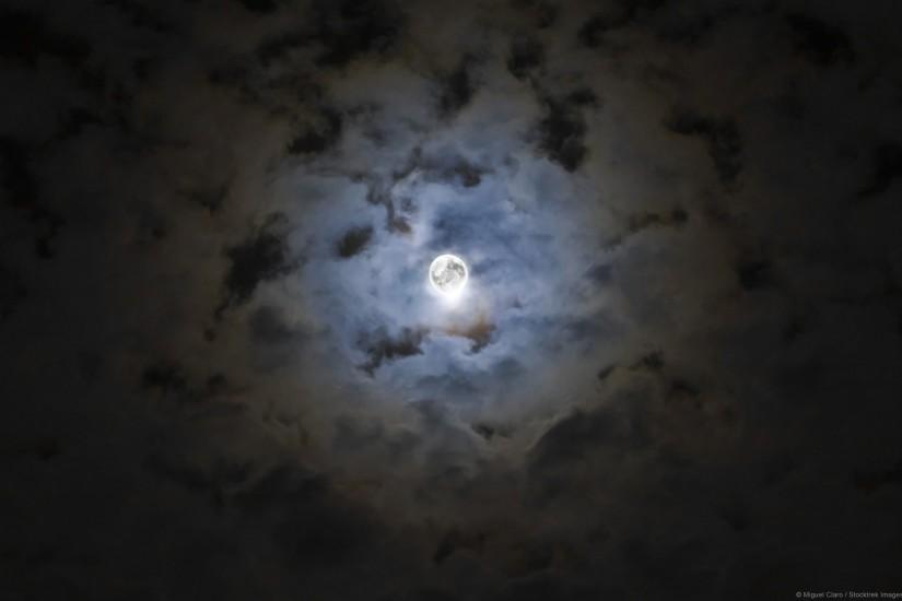 File:Full Moon Windows Background.jpg