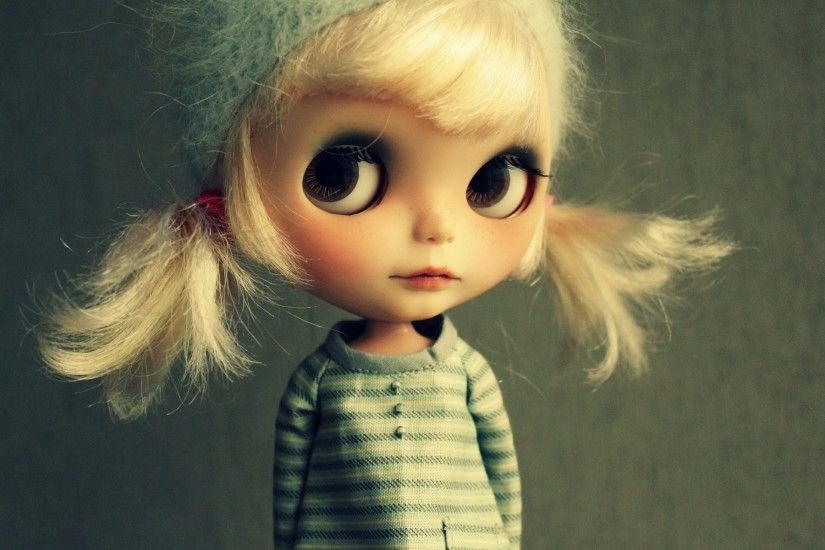 Big eyes and crazy moods cute doll wallpapers
