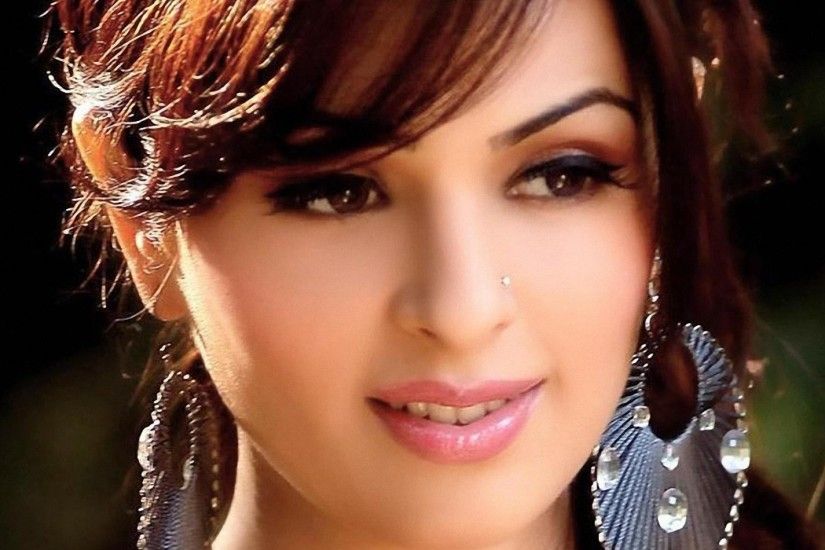 Full HD Wallpapers Bollywood Actress | Best Cool Wallpaper HD Download