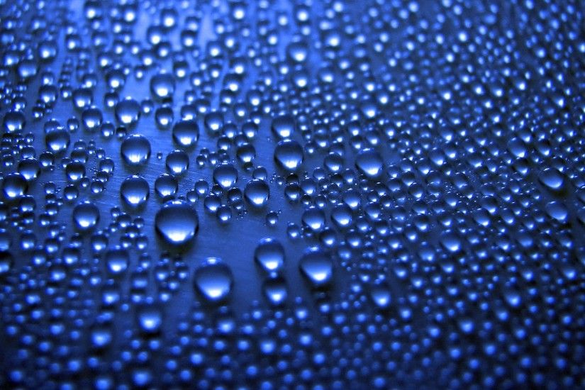 Blue Water Droplets Wallpaper