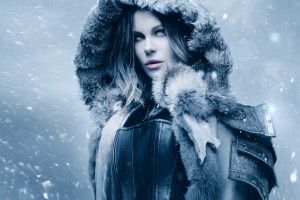 free download Kate Beckinsale Underworld Wallpaper 3700x2082 for iPad