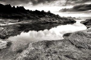 Black and White Desktop Wallpaper 2560x1600 for iphone