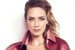 beautiful Emily Blunt Wallpaper 1920x1080 for tablet