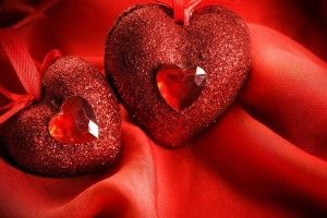 download free Love Heart Wallpaper HD 1920x1194 for 4K