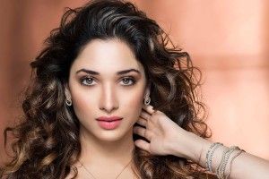 cool Tamanna Wallpapers 2880x1800