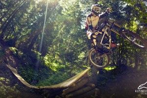 free download Mtb Wallpaper 2560x1440 for pc