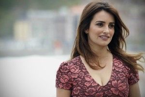 Penelope Cruz HD Wallpaper 2560x1600 720p