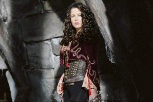 Kate Beckinsale Van Helsing Wallpaper 1920x1200 for iphone 5s